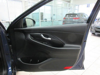 HYUNDAI ELANTRA GT 2019 PREFERRED AUTOMATIQUE AIR CLIMATSIÉ TOUT ÉQUIPÉ / INTÉRIEUR EN TISSU CHAUFFA... (image 9)