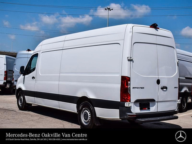 2022 Mercedes-Benz Sprinter Cargo Van in Cars & Trucks in Oakville / Halton Region - Image 4