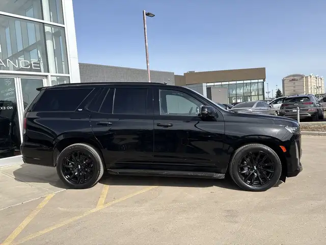 2022 Cadillac Escalade Sport dans Autos et camions dans Ville d’Edmonton - Image 10