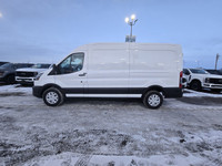 This brand new OXFORD WHITE 2024 FORD TRANSIT CARGO VAN is powered by an ELECTRIC ENGINE THAT'S PAIR... (image 4)