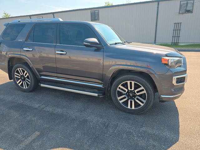 2021 Toyota 4Runner LIMITED in Cars & Trucks in Sarnia - Image 4