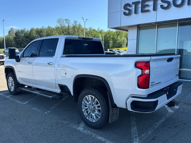 2022 Chevrolet Silverado 3500HD High Country in Cars & Trucks in St. Albert - Image 4