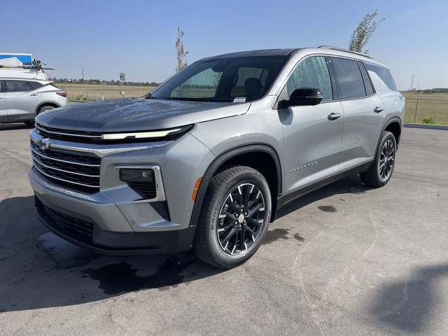 2026 Chevrolet Traverse LT in Cars & Trucks in Calgary - Image 4