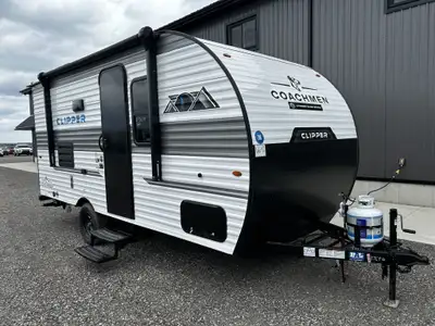 Specifications and Features: Length (ft): 20'4 Width (ft): 7'4 Height (ft): 10'0 GVWR (lbs): 3833 Dr...