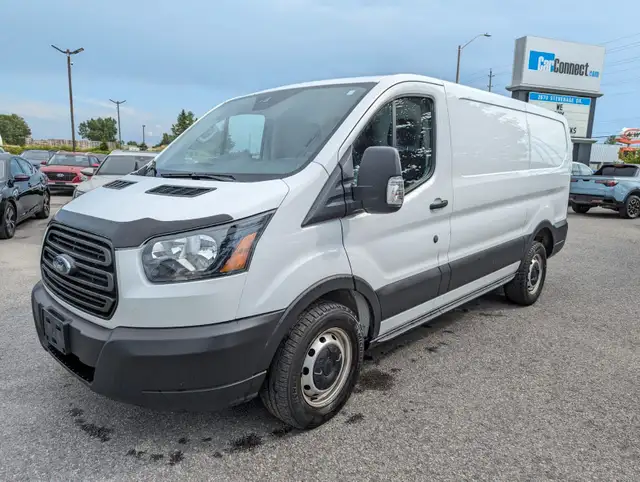 2019 Ford Transit-150 dans Autos et camions dans Ottawa - Image 3