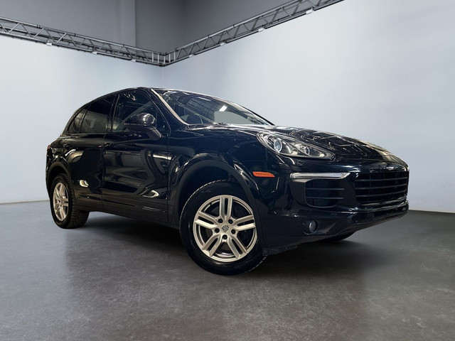 2016 Porsche Cayenne V6+TOIT-OUVRANT+CUIR+CAMERA+HITCH+300HP in Cars & Trucks in City of Montréal