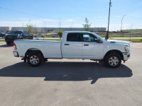 6.7L Diesel, 6 Spd Transmission, Front Bucket Seats, Remote Start, Power Driver Seat, Back-Up Camera... (image 7)