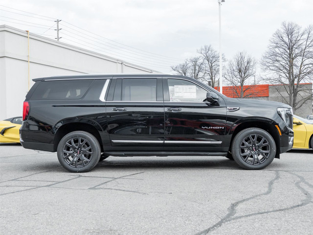 2025 GMC Yukon XL Elevation- 22 Inch Wheels | Black Package in Cars & Trucks in Markham / York Region - Image 3