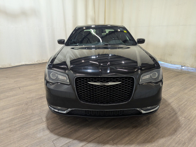 2019 Chrysler 300 S New Tires! in Cars & Trucks in Calgary - Image 2