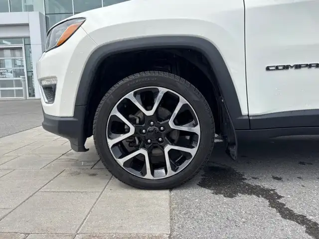 2018 Jeep Compass Limited  - Leather Seats -  Remote Start in Cars & Trucks in Ottawa - Image 16