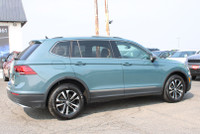 NO ACCIDENT WELL MAINTAINED Drive with confidence in this 2020 VW Tiguan Comfortline 4Motion AWD fea... (image 6)