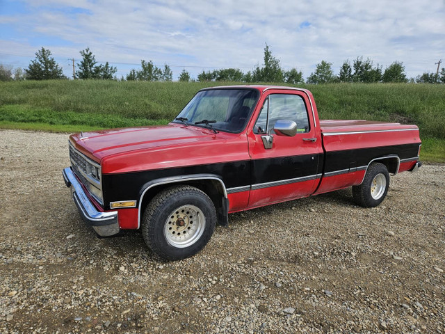 1986 Chevrolet C/K 1500 in Cars & Trucks in Edmonton