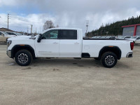 Sierra 3500HD 4WD Crew Cab 172" SLE, 18" Aluminum Wheels, 6.6L V8 Gasoline Engine, 10-Speed Automati... (image 1)