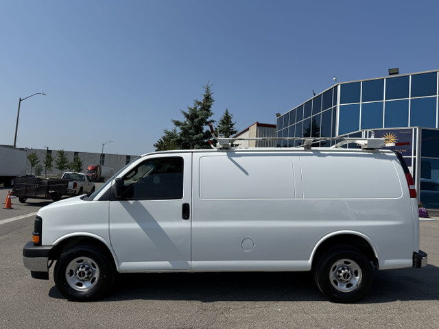 2017 GMC Savana Cargo Van G2500 - CARGO in Cars & Trucks in Oakville / Halton Region - Image 3
