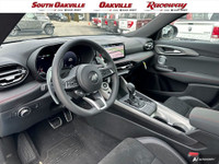 AWD, ALCANTARA FRONT HEATED BUCKET SEATS, R/T BLACKTOP & TRACK PACKAGE BUNDLE, TECH PACK PLUS, NAVIG... (image 9)