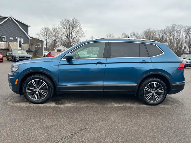 2018 Volkswagen Tiguan SEL / PREMIUM / 4MOTION / LEATHER / PANO 62939426114817123