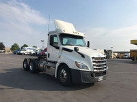 2019 Freightliner T12664ST