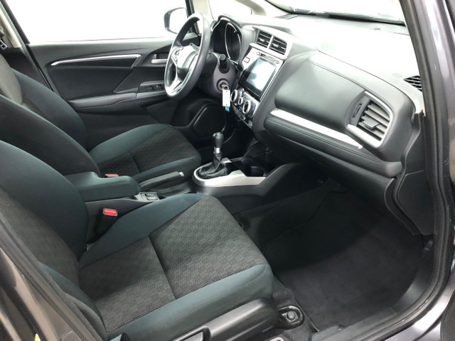 2015 Honda Fit LX A/C Caméra Sièges Chauffants in Cars & Trucks in Shawinigan - Image 4