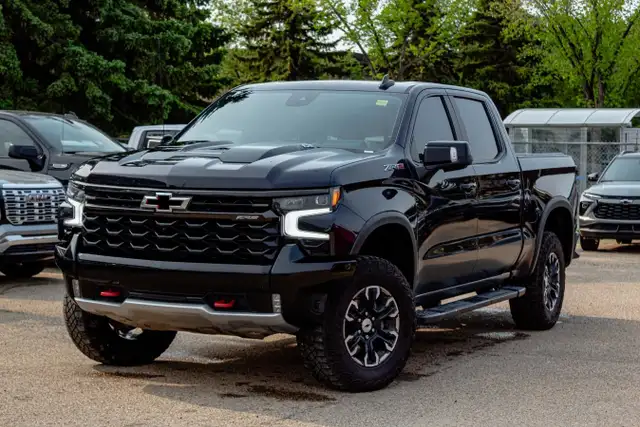 2023 Chevrolet Silverado Short BOX Crew CAB 1500 4WD ZR2 * GM CE in Cars & Trucks in Edmonton - Image 3