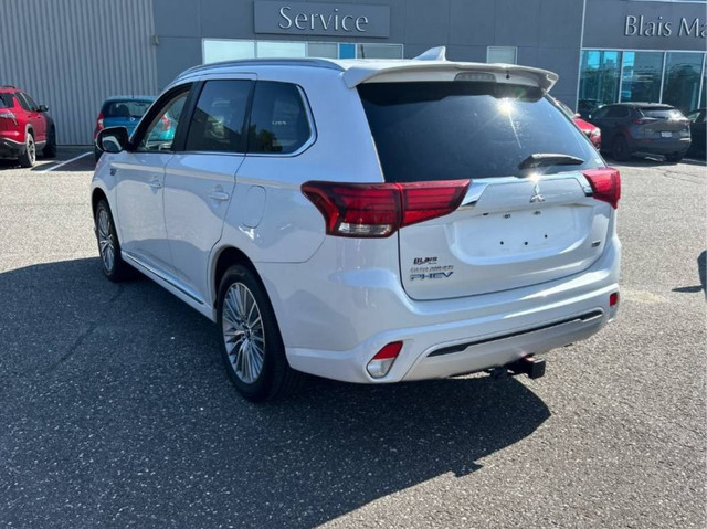 2022 Mitsubishi Outlander PHEV SE S-AWC *Toit, Carplay in Cars & Trucks in Laval / North Shore - Image 4