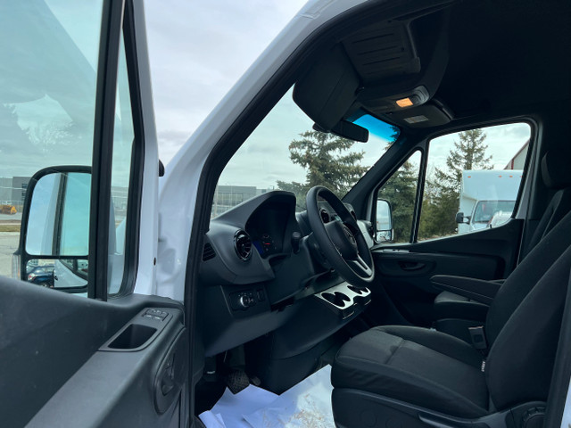 2023 Mercedes-Benz Sprinter Van SPRINTER 2500- CARGO- 144WB High in Cars & Trucks in Oakville / Halton Region - Image 4