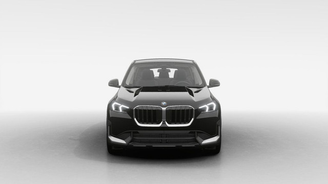 2025 BMW X1 xDrive28i | Noir Saphir Métallisé | Garnissage in Cars & Trucks in City of Montréal - Image 3