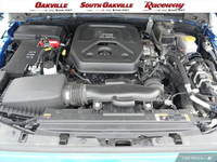 4WD / 4X4 Clean Carfax No Reported Accidents Navigation, Navi, GPS Android Auto / Apple CarPlay Blue... (image 7)