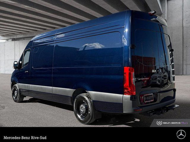 2025 Mercedes-Benz Sprinter 2500 170 Wheelbase High Roof RWD in Cars & Trucks in Longueuil / South Shore - Image 3