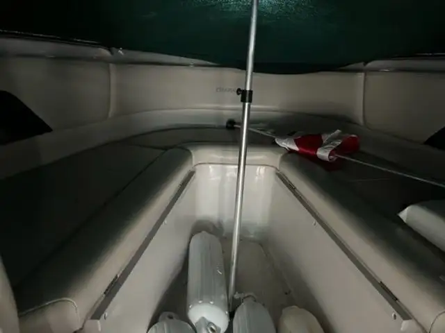 1997 Chaparral 230 Sport Bowrider in Powerboats & Motorboats in Trenton - Image 4