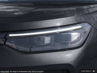This Volkswagen Tiguan delivers a Intercooled Turbo Regular Unleaded I-4 2.0 L/121 engine powering t... (image 8)