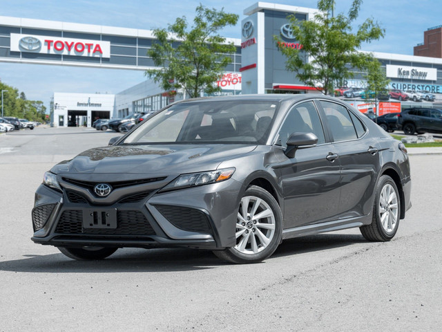 2022 Toyota Camry SE VERY LOW KM / POWER DRIVER SEAT / HEATED... in Cars & Trucks in City of Toronto