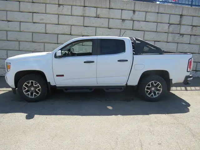 2018 GMC Canyon - Leather - Htd Seats - Alloy Wheels dans Autos et camions dans Fredericton - Image 4