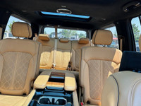 2022 Jeep Grand Wagoneer Series III Bright White Clearcoat 6.4L V8 8-Speed Automatic Call us at (905... (image 7)