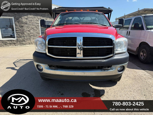2007 Dodge Ram 3500 4WD Reg Cab 143" Flat Deck in Cars & Trucks in Edmonton - Image 2