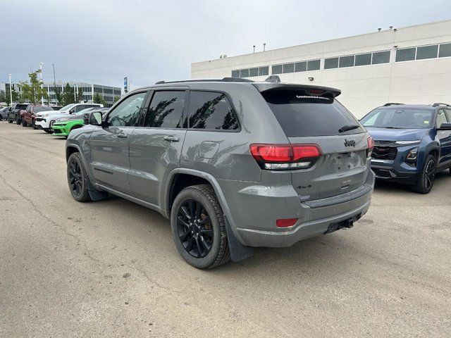 2019 Jeep Grand Cherokee Altitude 3.6L in Cars & Trucks in Strathcona County - Image 4