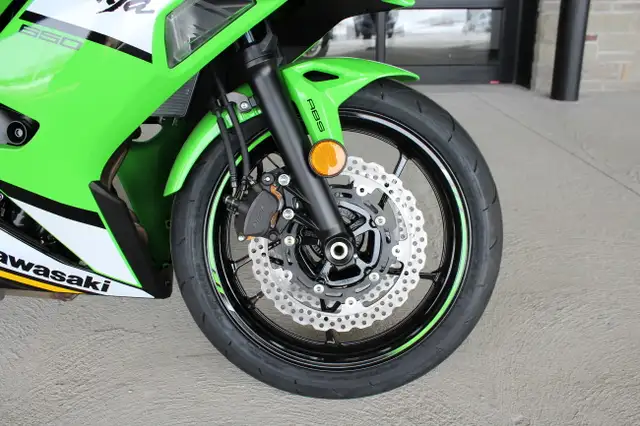 2025 Kawasaki NINJA 650 KRT EDITION in Street, Cruisers & Choppers in Trenton - Image 13