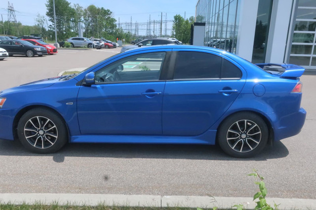 Mitsubishi Lancer Man 2.0L ES FWD + A/C + Bluetooth 2016 in Cars & Trucks in Lévis
