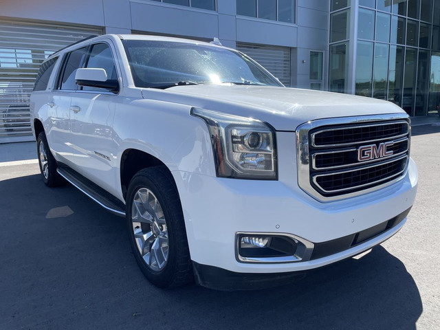 2019 GMC Yukon XL SLE in Cars & Trucks in Calgary