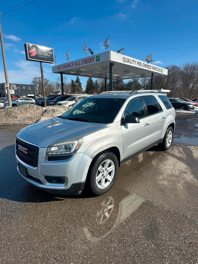 2015 GMC Acadia in Cars & Trucks in London