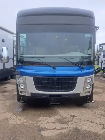 Below Black Book! $220,000 is what the Black Book says. We are not a motor home dealer and do not ha...