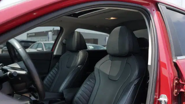2023 Hyundai Elantra Luxury | Leather | Sunroof | Navigation |S in Cars & Trucks in Guelph - Image 8