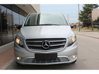 2018 MERCEDES METRIS 7 PASSENGERS LEATHER SEATS VAN WITH SIDE AND REAR PRIVACY GLASSES AND DUAL POWE... (image 7)