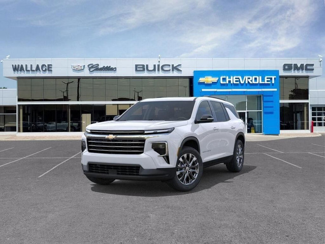 2025 Chevrolet Traverse LT LT Demo in Cars & Trucks in Oakville / Halton Region