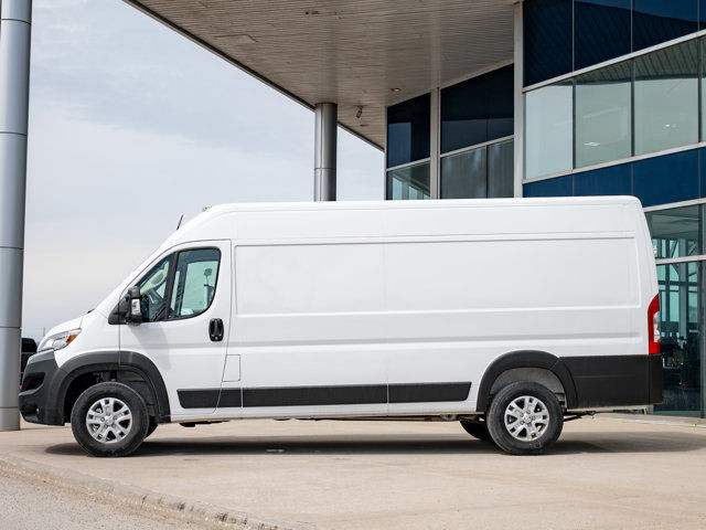 2025 Ram ProMaster Cargo Van SLT+ in Cars & Trucks in Barrie - Image 2
