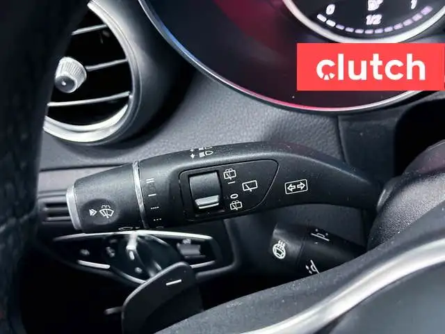 2021 Mercedes-Benz GLC 300 4MATIC AWD w/ Apple CarPlay, Heated F in Cars & Trucks in Bedford - Image 25