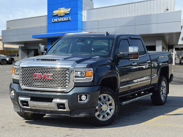 2017 GMC Sierra 2500HD in Cars & Trucks in Penticton