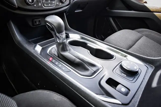 2021 Chevrolet Traverse LT Cloth • 7 PASSENGER • HEATED SEATS in Cars & Trucks in Ottawa - Image 24