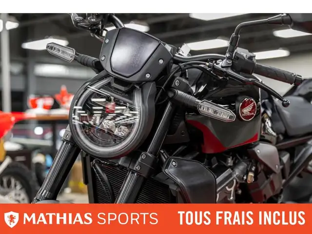 2024 HONDA CB1000R ABS in Sport Bikes in Longueuil / South Shore - Image 2