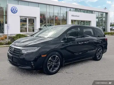 This Honda Odyssey boasts a Regular Unleaded V-6 3.5 L/212 engine powering this Automatic transmissi...