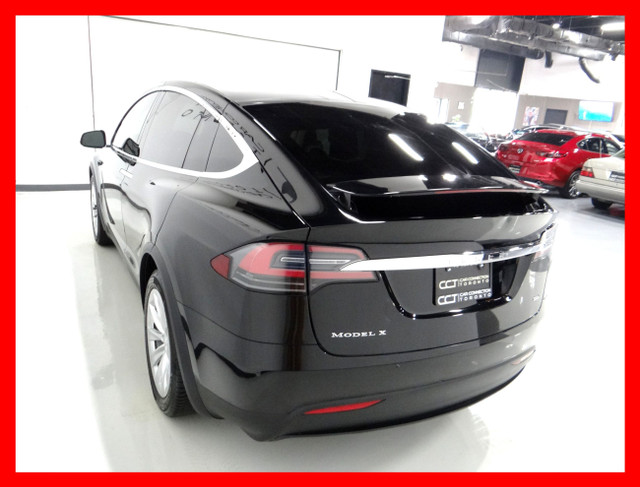 2017 Tesla Model X 90D *AUTOPILOT/5 PASS/NAVI/BACKUP CAM/LOADED! in Cars & Trucks in City of Toronto - Image 4
